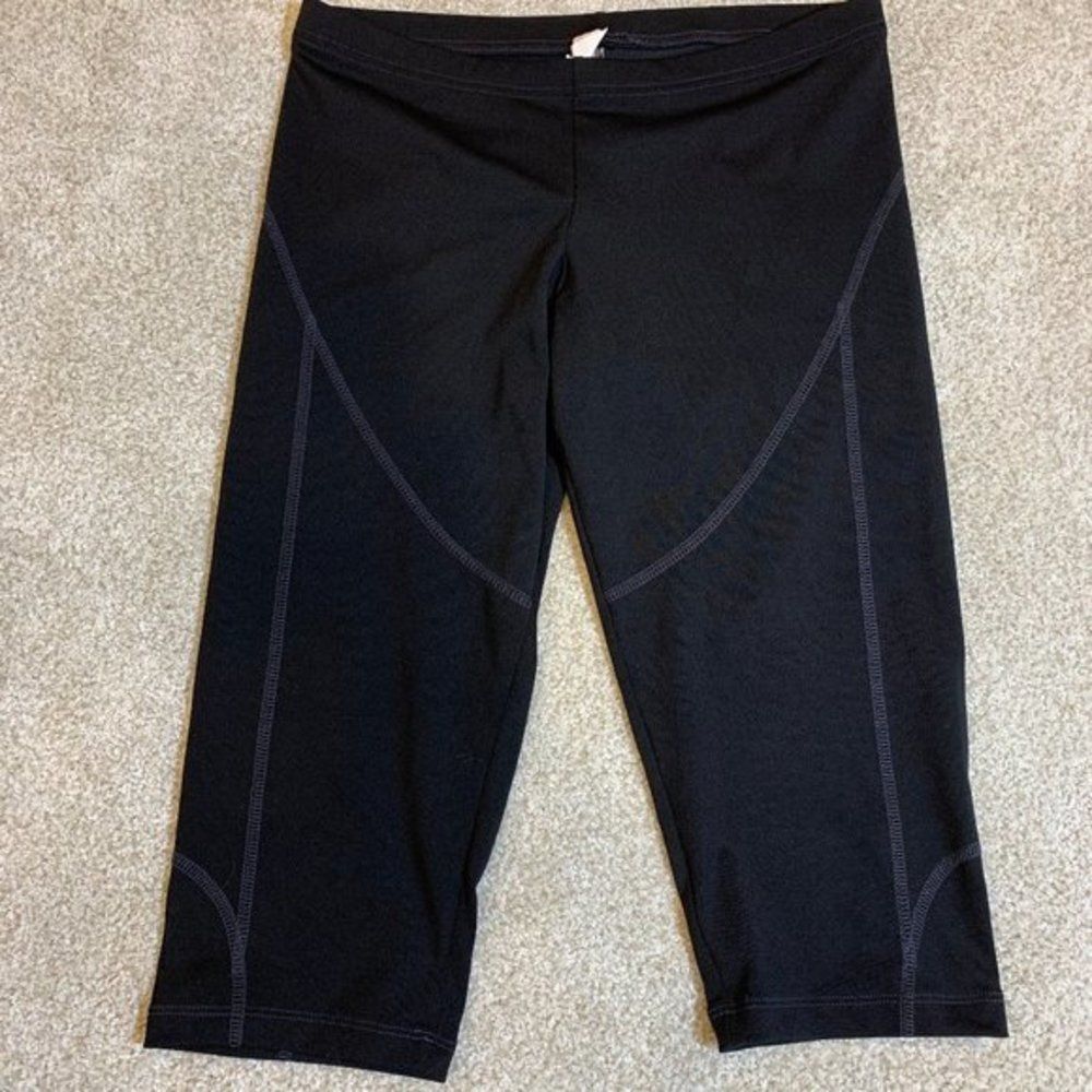 Old Navy Jogging Exercise Capri's sz‎ S